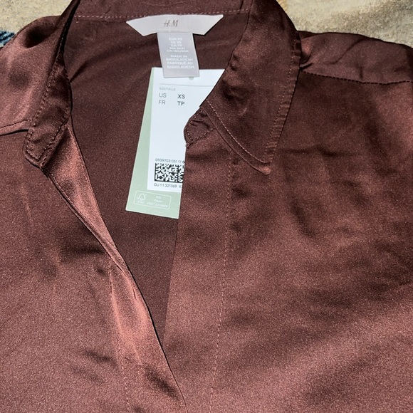 H&M blouse - Picture 2 of 3